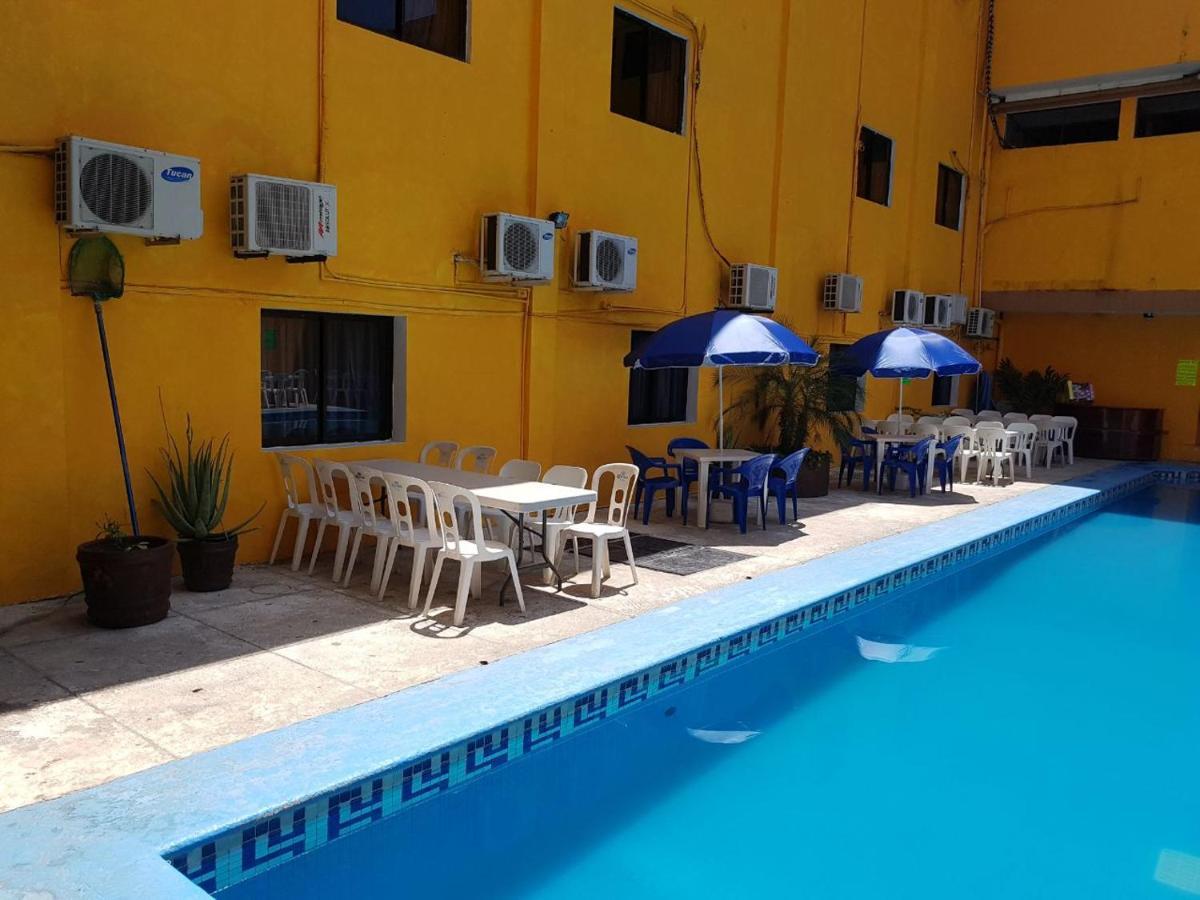 Hotel Arcos Del Parque Acayucan Exteriér fotografie