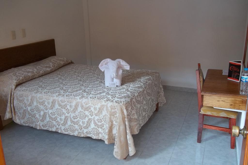 Hotel Arcos Del Parque Acayucan Pokoj fotografie