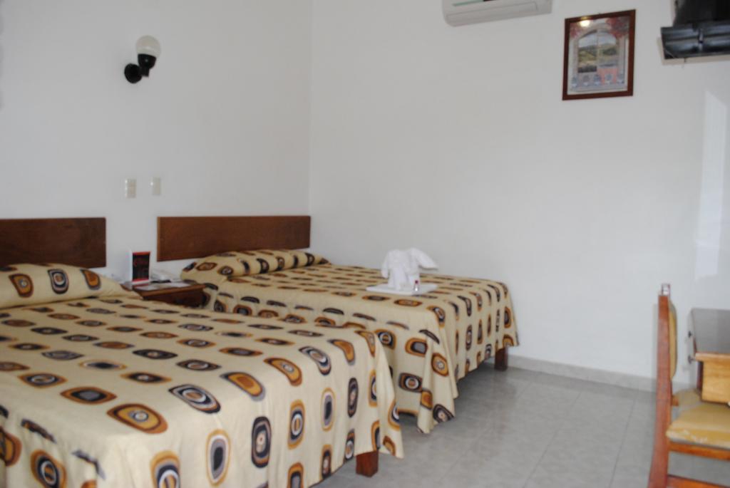 Hotel Arcos Del Parque Acayucan Pokoj fotografie