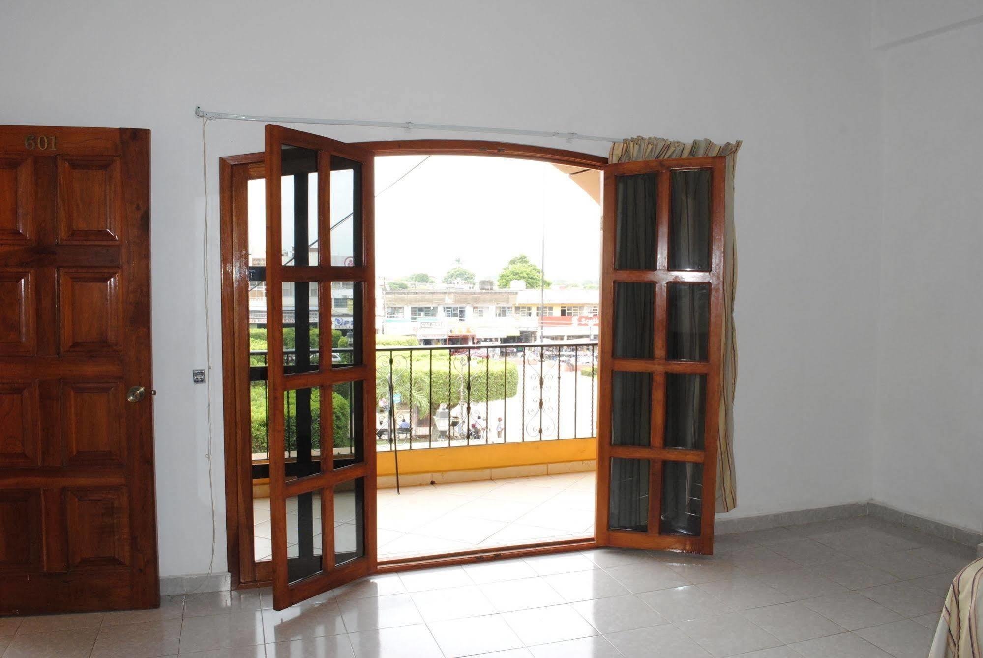 Hotel Arcos Del Parque Acayucan Exteriér fotografie